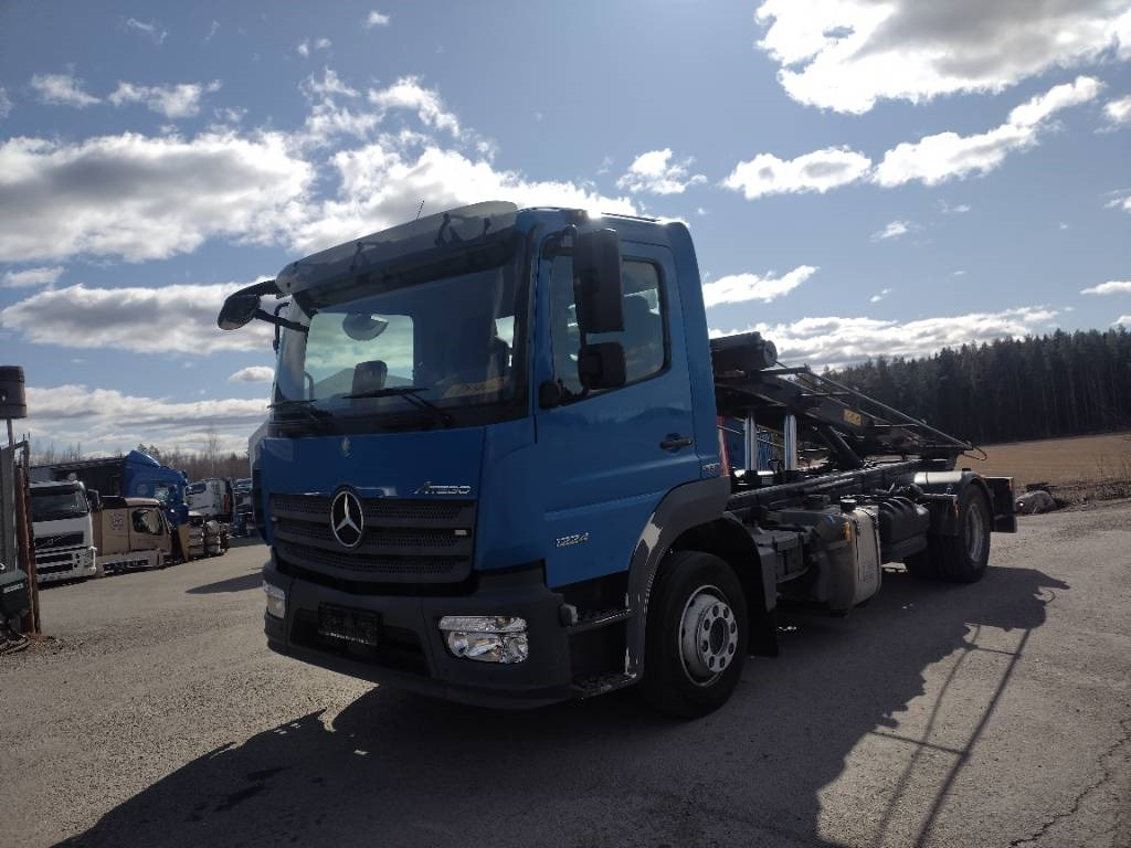 Mercedes-Benz Atego 1224 multilift vaijerilaite,euro6, 250tkm - Camion multibenne: photos 1 Mercedes-Benz Atego 1224 multilift vaijerilaite,euro6, 250tkm - Camion multibenne: photos 1
