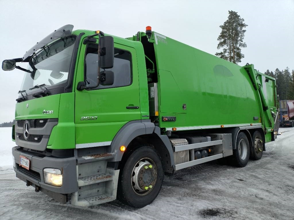 Mercedes-Benz Axor 2533 6x2 NTM 2 lokero pakkaaja - Benne à ordures ménagères: photos 2 Mercedes-Benz Axor 2533 6x2 NTM 2 lokero pakkaaja - Benne à ordures ménagères: photos 2