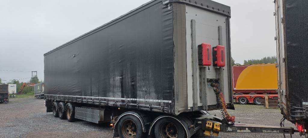 Camion à rideaux coulissants Scania R580 8x4 kapellilava+Dolly+kärry 76tn juna: photos 7 Camion à rideaux coulissants Scania R580 8x4 kapellilava+Dolly+kärry 76tn juna: photos 7