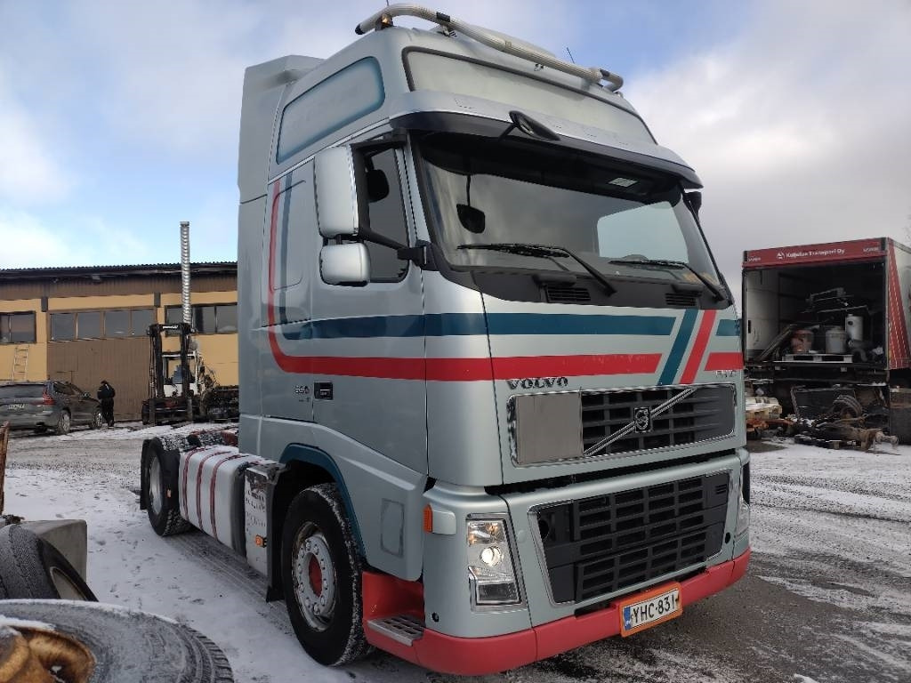 Volvo FH16 660 4x2 vetoauto - Tracteur routier: photos 2 Volvo FH16 660 4x2 vetoauto - Tracteur routier: photos 2
