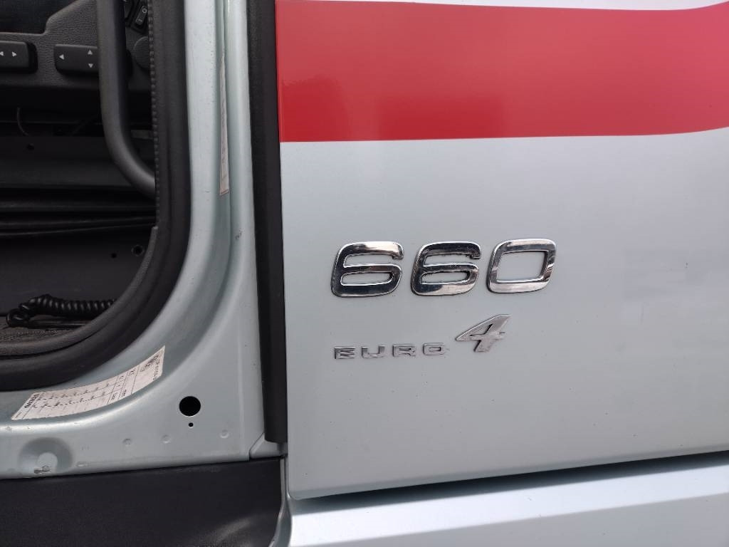 Volvo FH16 660 4x2 vetoauto - Tracteur routier: photos 5 Volvo FH16 660 4x2 vetoauto - Tracteur routier: photos 5