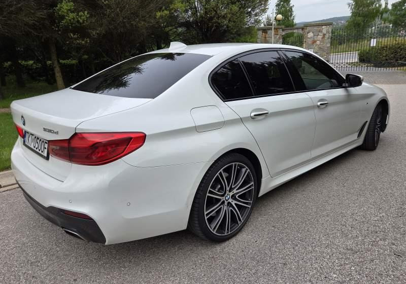 Inna BMW 530 D SERIA 5 XDRIVE M SPORT - Berline: photos 3 Inna BMW 530 D SERIA 5 XDRIVE M SPORT - Berline: photos 3