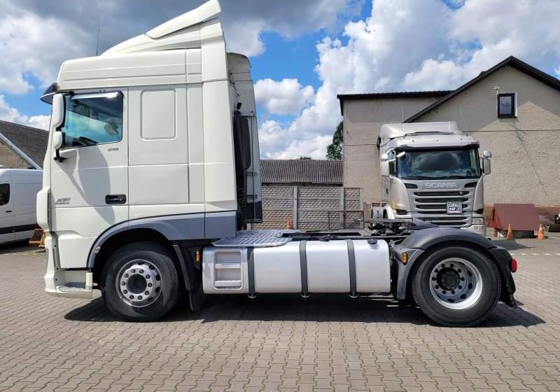 DAF XF510 SPACE CAB / SPROWADZONY / MANUAL / RETARDER - Tracteur routier: photos 5 DAF XF510 SPACE CAB / SPROWADZONY / MANUAL / RETARDER - Tracteur routier: photos 5