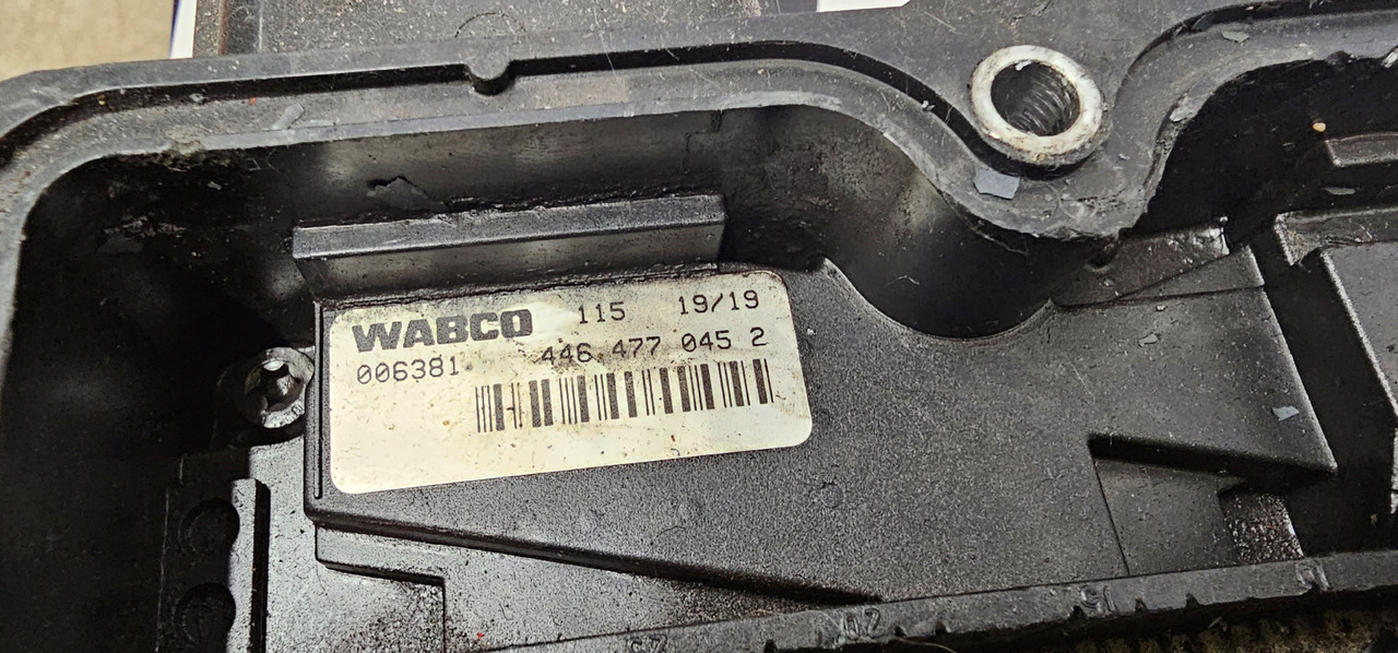 MAN MAN, TGL, TGM, gearbox control unit, gearbox control, transmission control, POWERPACK, 6AS-850, SAE3 KV 120, 81320046001, 81320046094, 81320046134, 81320046169, electronic control unit assembly gearbo - Pièces de rechange: photos 4 MAN MAN, TGL, TGM, gearbox control unit, gearbox control, transmission control, POWERPACK, 6AS-850, SAE3 KV 120, 81320046001, 81320046094, 81320046134, 81320046169, electronic control unit assembly gearbo - Pièces de rechange: photos 4