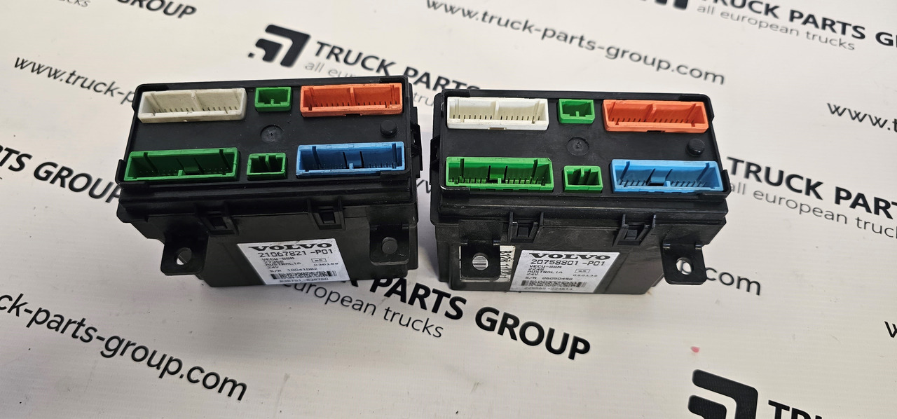 Volvo VOLVO FH13, FM13 FH4 EURO5, EURO6 VECU unit BBM 21067821-P01, 20758801-P01, 21067821, 20758801, 27358, 07480829, 607431-607430, 030188, 156659, 48HB002164A, 20554489, 20758801, 21067821, 21313711, 217 - Bloc de gestion: photos 1 Volvo VOLVO FH13, FM13 FH4 EURO5, EURO6 VECU unit BBM 21067821-P01, 20758801-P01, 21067821, 20758801, 27358, 07480829, 607431-607430, 030188, 156659, 48HB002164A, 20554489, 20758801, 21067821, 21313711, 217 - Bloc de gestion: photos 1