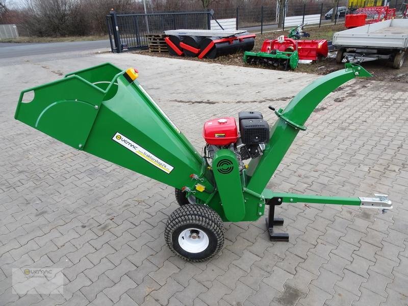 Agri Farm WOD7 15PS Benzin Motor Holzhäcksler Häcksler Schredder Gartenhäcksler Hacker NEU - Broyeur de végétaux: photos 4 Agri Farm WOD7 15PS Benzin Motor Holzhäcksler Häcksler Schredder Gartenhäcksler Hacker NEU - Broyeur de végétaux: photos 4