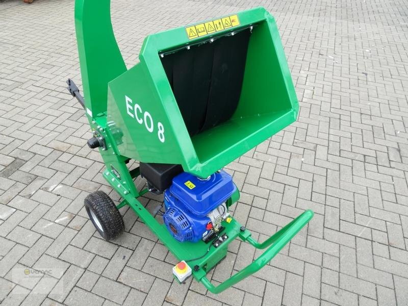 Vemac Eco8 Holzhäcksler Häcksler Schredder 15PS Benzin Motor Neu - Broyeur de végétaux: photos 3 Vemac Eco8 Holzhäcksler Häcksler Schredder 15PS Benzin Motor Neu - Broyeur de végétaux: photos 3