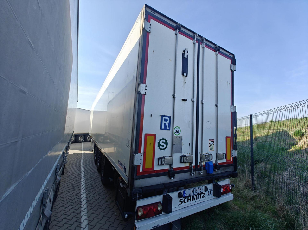 2018 Schmitz Cargobull SKO FP 45 ThermoKing SLXi 300 - Semi-remorque frigorifique: photos 3 2018 Schmitz Cargobull SKO FP 45 ThermoKing SLXi 300 - Semi-remorque frigorifique: photos 3