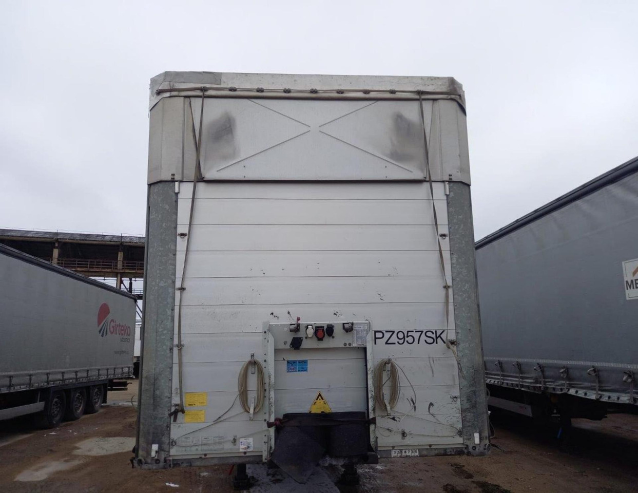 2019 Schmitz Cargobull SCS24/L Varios - Semi-remorque rideaux coulissants: photos 1 2019 Schmitz Cargobull SCS24/L Varios - Semi-remorque rideaux coulissants: photos 1