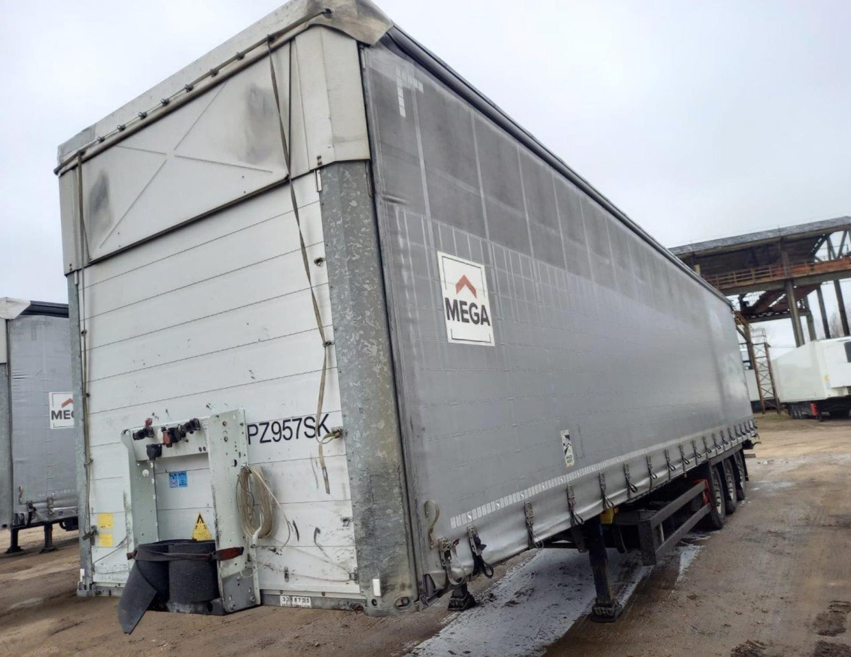 2019 Schmitz Cargobull SCS24/L Varios - Semi-remorque rideaux coulissants: photos 4 2019 Schmitz Cargobull SCS24/L Varios - Semi-remorque rideaux coulissants: photos 4