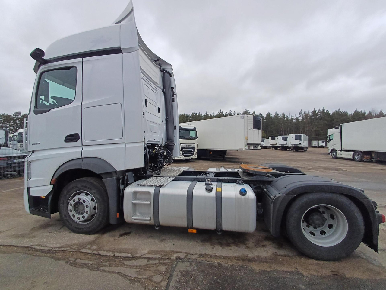 2021 Mercedes-Benz Actros 5 1845 BigSpace - Autre matériel: photos 2 2021 Mercedes-Benz Actros 5 1845 BigSpace - Autre matériel: photos 2
