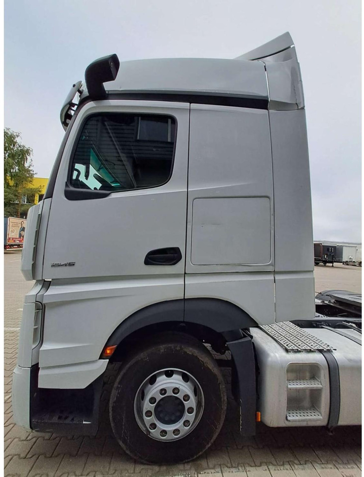 2021 Mercedes-Benz Actros 5 1845 BigSpace Max tanks - Tracteur routier: photos 4 2021 Mercedes-Benz Actros 5 1845 BigSpace Max tanks - Tracteur routier: photos 4