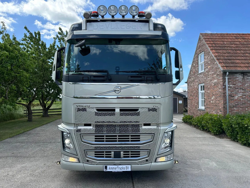 Volvo FH 460 / GLOBETROTTER / EURO 6 / I-Shift / HYDRAULIC / FULL AIR / NEW TACHO - Tracteur routier: photos 2 Volvo FH 460 / GLOBETROTTER / EURO 6 / I-Shift / HYDRAULIC / FULL AIR / NEW TACHO - Tracteur routier: photos 2