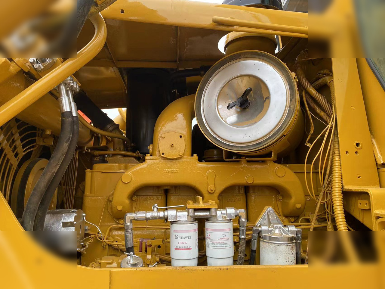 CATERPILLAR D8K - Bulldozer: photos 4 CATERPILLAR D8K - Bulldozer: photos 4