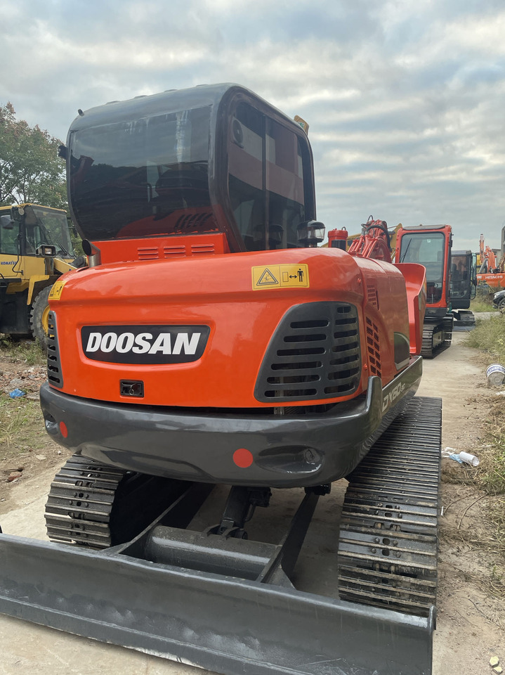 DOOSAN DX60-9C - Pelle sur chenille: photos 5 DOOSAN DX60-9C - Pelle sur chenille: photos 5