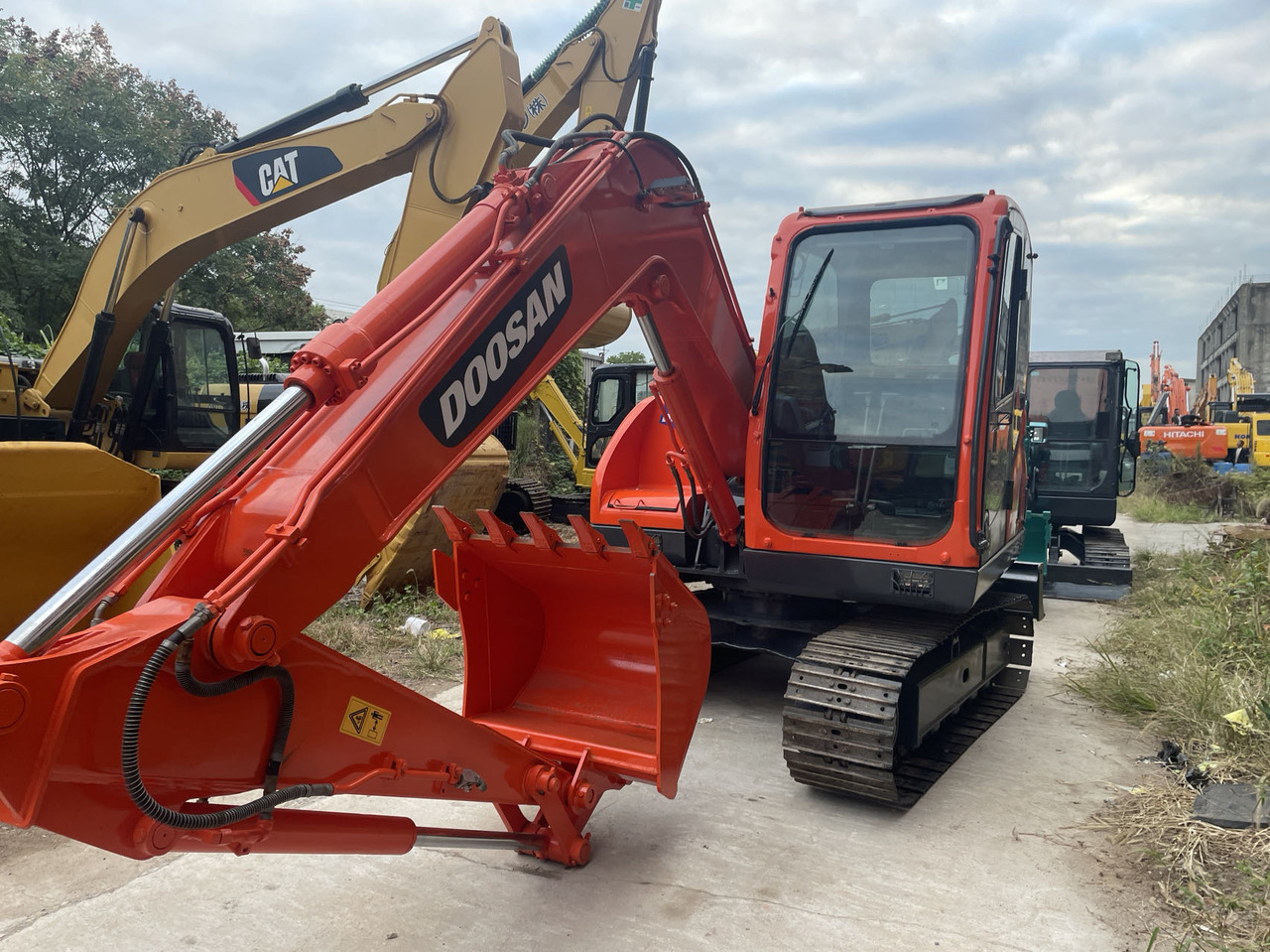 DOOSAN DX75-9C - Pelle sur chenille: photos 5 DOOSAN DX75-9C - Pelle sur chenille: photos 5