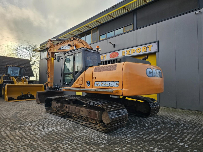 Case CX250C - Pelle sur chenille: photos 3 Case CX250C - Pelle sur chenille: photos 3