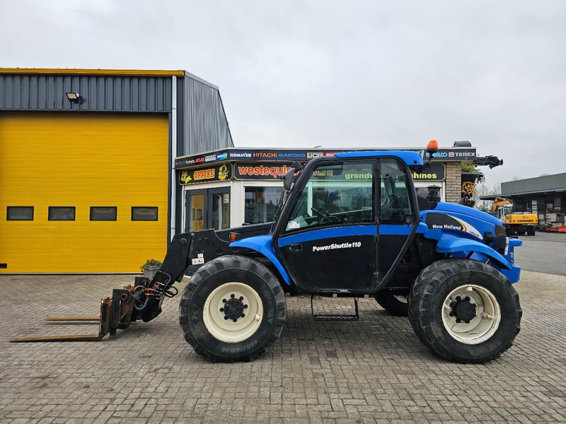 New Holland LM435A - Chariot télescopique: photos 3 New Holland LM435A - Chariot télescopique: photos 3