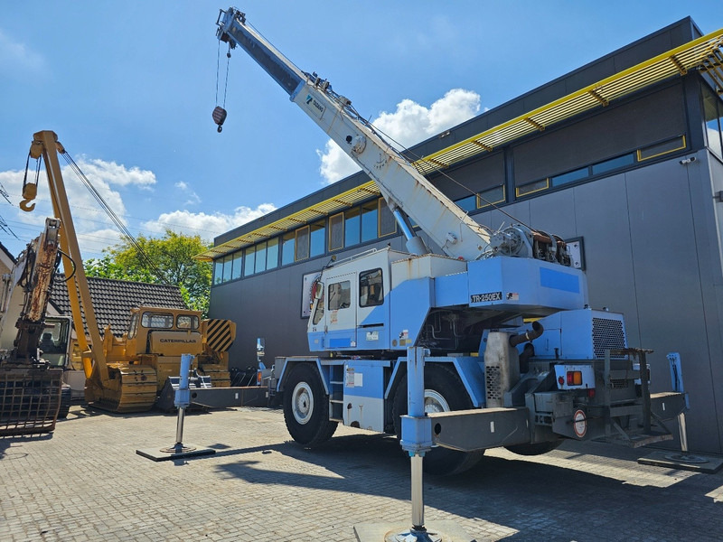 Tadano TR250E - Grue tout-terrain: photos 2 Tadano TR250E - Grue tout-terrain: photos 2