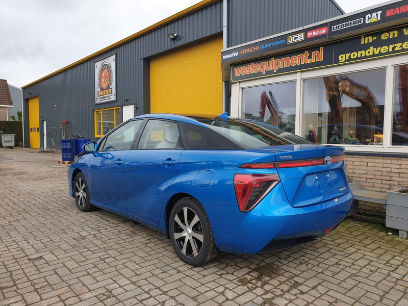 Toyota Mirai - Berline: photos 3 Toyota Mirai - Berline: photos 3