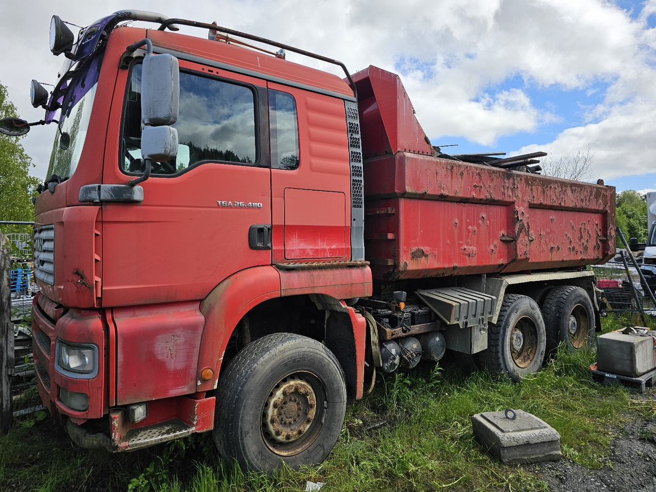 MAN TGA 26.480 6x4 Manual Full Steel - Camion benne: photos 1 MAN TGA 26.480 6x4 Manual Full Steel - Camion benne: photos 1