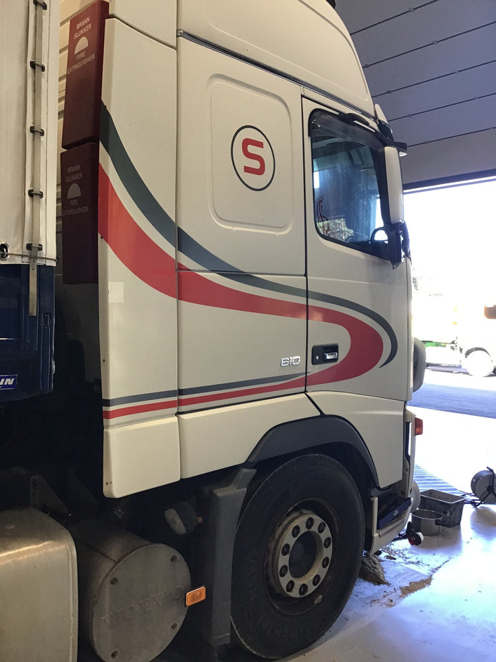 Volvo FH16 610 - Tracteur routier: photos 4 Volvo FH16 610 - Tracteur routier: photos 4