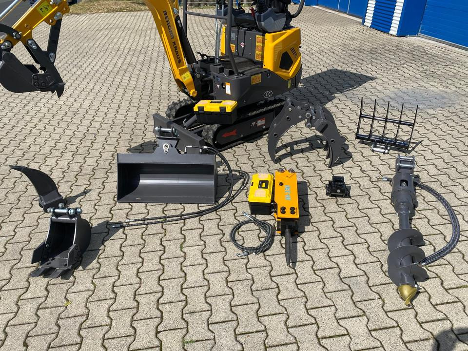 Minibagger BK1000JS inkl. großem Zubehörpaket *HERBSTAKTION*INKL.19% MWST*BERGER KRAUS*SOFORT!* - Mini pelle: photos 3 Minibagger BK1000JS inkl. großem Zubehörpaket *HERBSTAKTION*INKL.19% MWST*BERGER KRAUS*SOFORT!* - Mini pelle: photos 3