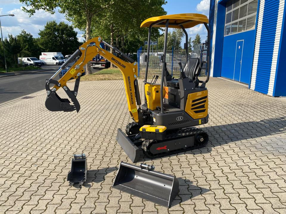Minibagger BK1250JSR inkl. Schaufelpaket *INKL.19% MWST*BERGER KRAUS*KUBOTA* VERSTELLFAHRWERK*SOFORT!* - Mini pelle: photos 2 Minibagger BK1250JSR inkl. Schaufelpaket *INKL.19% MWST*BERGER KRAUS*KUBOTA* VERSTELLFAHRWERK*SOFORT!* - Mini pelle: photos 2