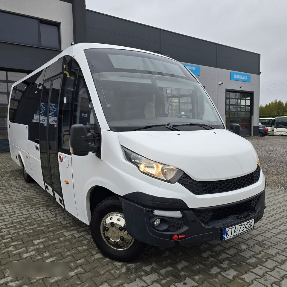 IVECO FIRST - AIRCO + WEBASTO + 29 PLACE - EURO VI - Bus urbain: photos 1 IVECO FIRST - AIRCO + WEBASTO + 29 PLACE - EURO VI - Bus urbain: photos 1