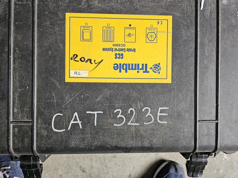 Pelle sur chenille CATERPILLAR 323EL GPS Trimble: photos 25
