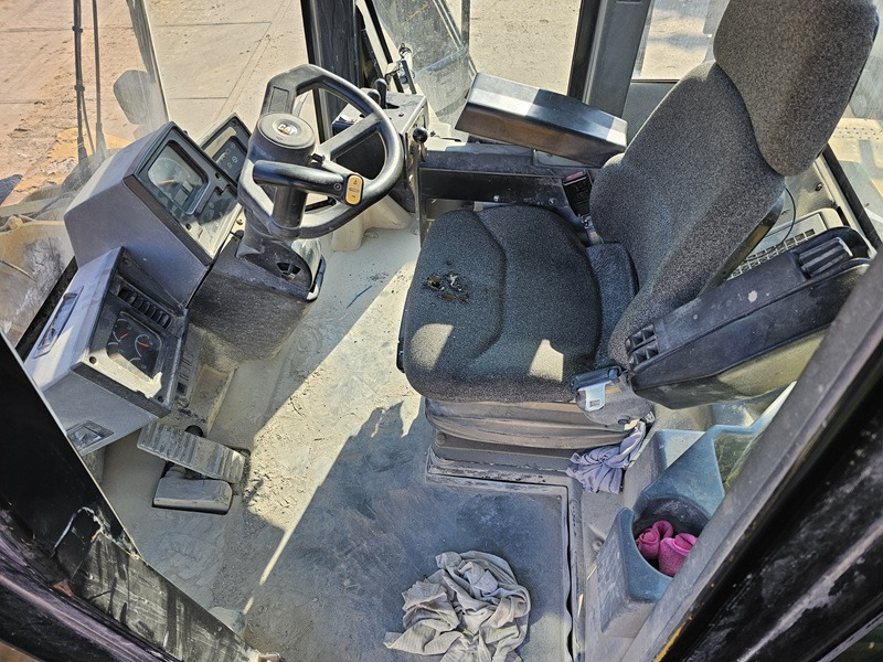 CATERPILLAR 980G - Chargeuse sur pneus: photos 5 CATERPILLAR 980G - Chargeuse sur pneus: photos 5