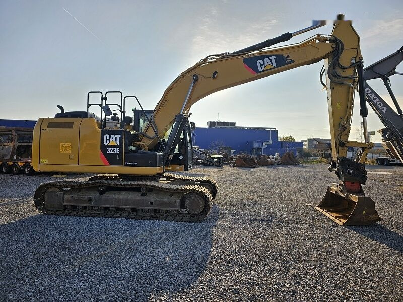 Caterpillar 323EL - Pelle sur chenille: photos 4 Caterpillar 323EL - Pelle sur chenille: photos 4