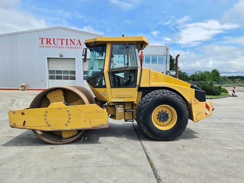 Dynapac CA302D - Compacteur à pieds de mouton/ Monocylindre: photos 1 Dynapac CA302D - Compacteur à pieds de mouton/ Monocylindre: photos 1