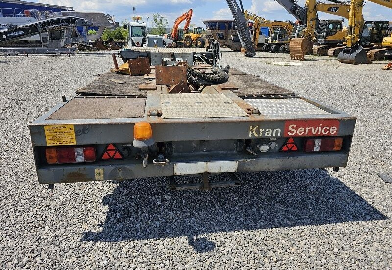 Liebherr 34K 81K - Remorque porte-engin surbaissée: photos 4 Liebherr 34K 81K - Remorque porte-engin surbaissée: photos 4