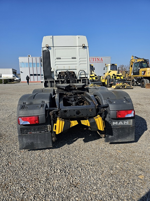 MAN TGX33.540 6x4 - Tracteur routier: photos 4 MAN TGX33.540 6x4 - Tracteur routier: photos 4