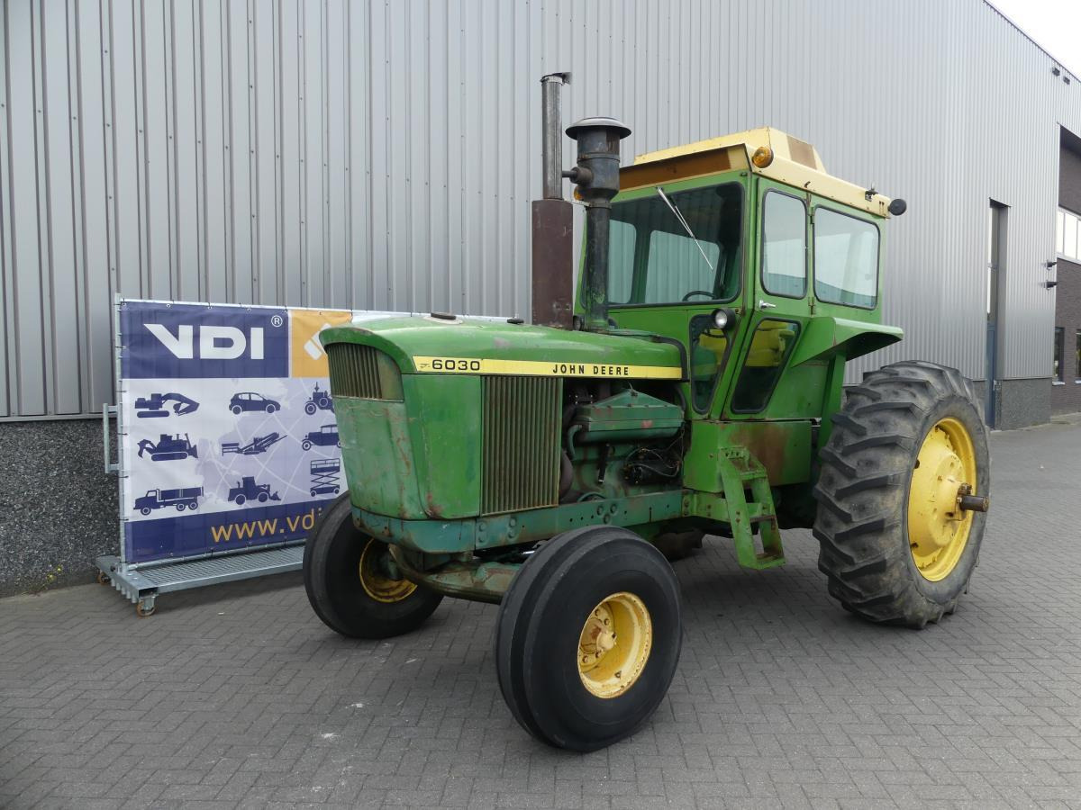John-Deere 6030 - Tracteur agricole: photos 2 John-Deere 6030 - Tracteur agricole: photos 2
