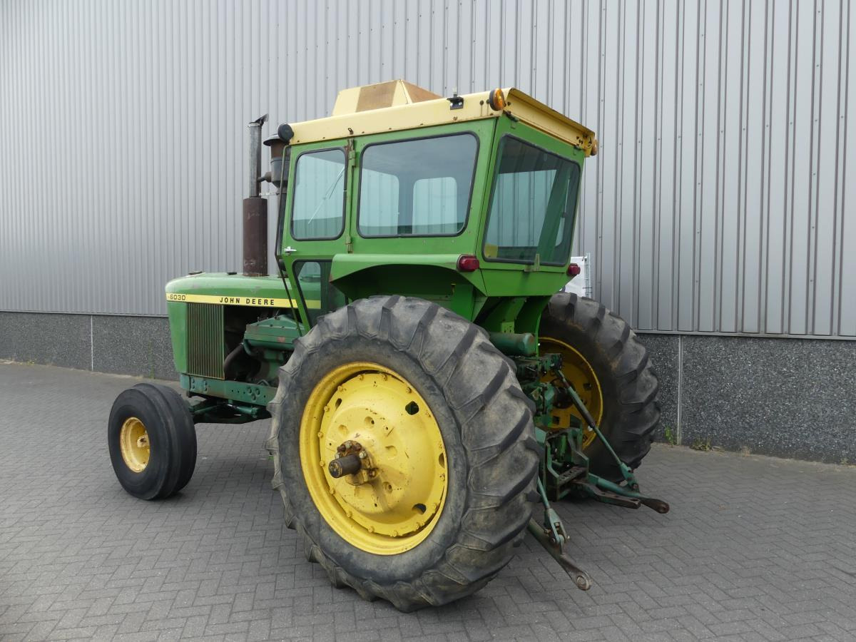 John-Deere 6030 - Tracteur agricole: photos 4 John-Deere 6030 - Tracteur agricole: photos 4