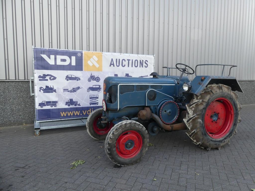Lanz Bulldog D2816 - Tracteur agricole: photos 1 Lanz Bulldog D2816 - Tracteur agricole: photos 1