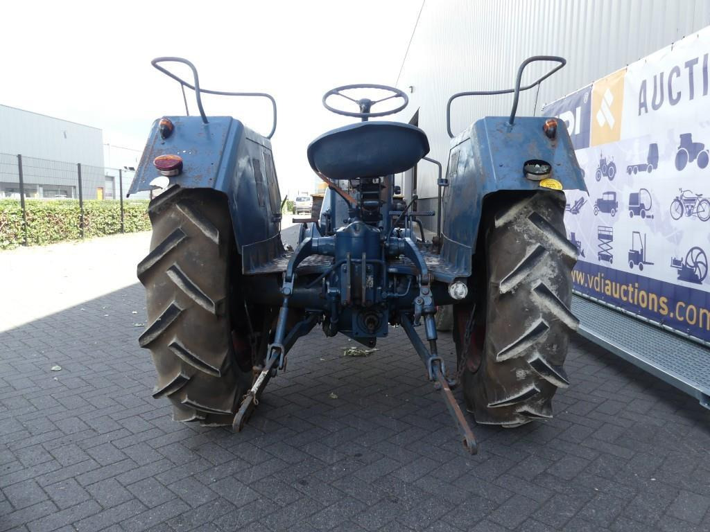 Lanz Bulldog D2816 - Tracteur agricole: photos 5 Lanz Bulldog D2816 - Tracteur agricole: photos 5