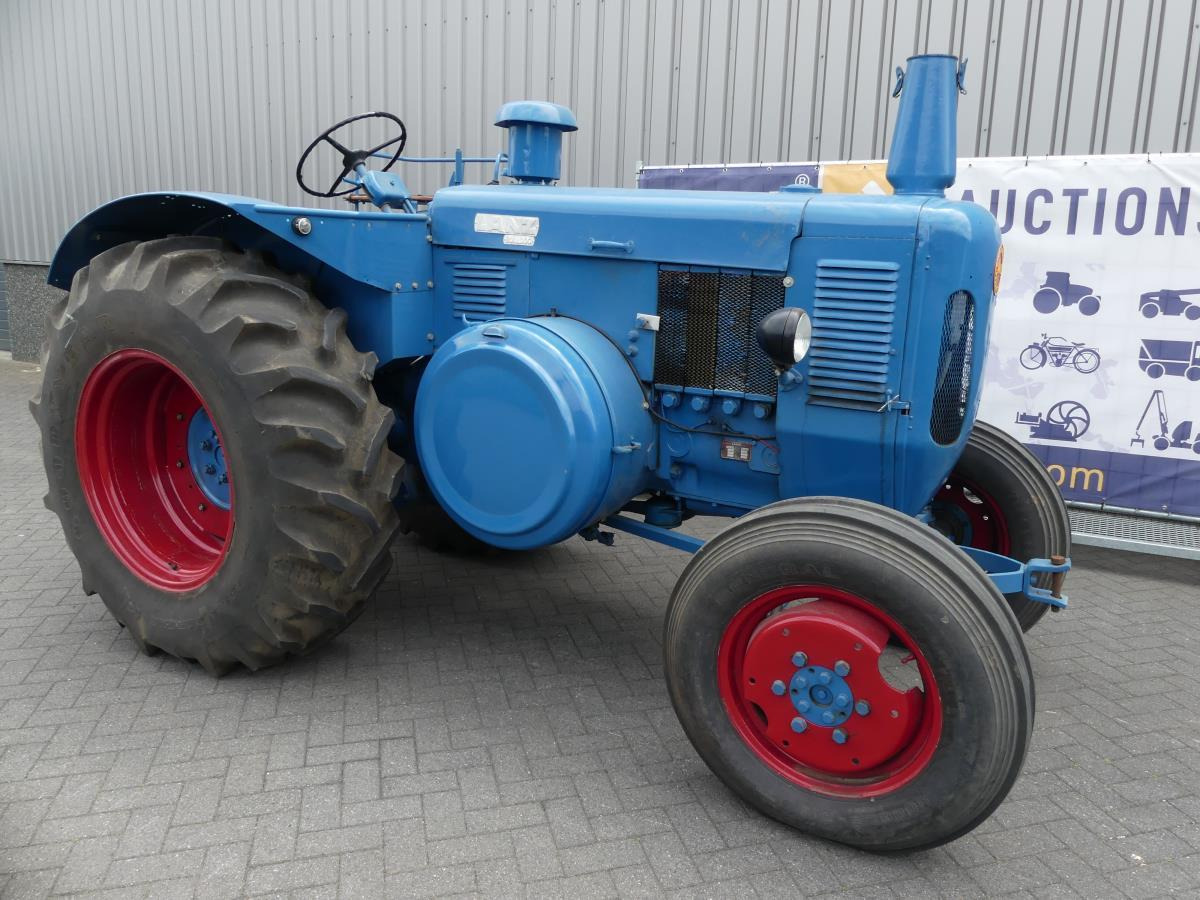 Lanz-Bulldog D5006 - Tracteur agricole: photos 3 Lanz-Bulldog D5006 - Tracteur agricole: photos 3