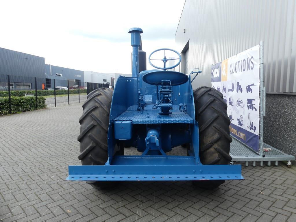 Lanz Bulldog D9506 - Tracteur agricole: photos 5 Lanz Bulldog D9506 - Tracteur agricole: photos 5