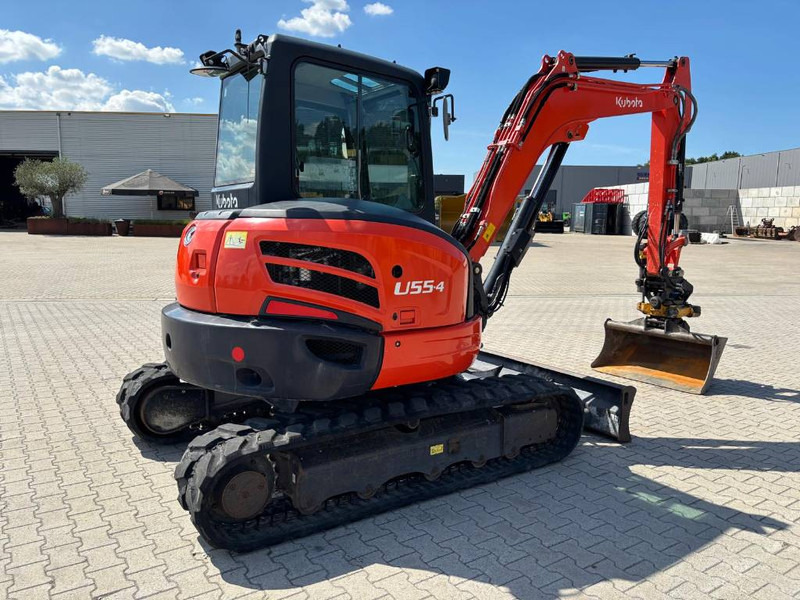 Kubota U 55-4 - Mini pelle: photos 2 Kubota U 55-4 - Mini pelle: photos 2
