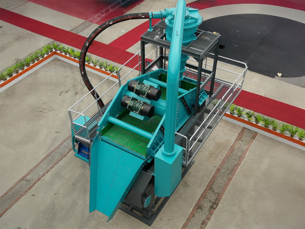 Constmach Dewatering Screens And Hydrocyclones Best Price Guarantee - Crible: photos 4 Constmach Dewatering Screens And Hydrocyclones Best Price Guarantee - Crible: photos 4
