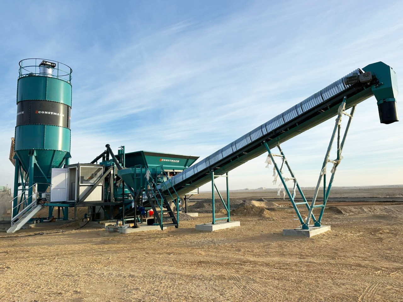 Constmach Mini Mobile Concrete Batching Plant 30 m³/h - Centrale à béton: photos 2 Constmach Mini Mobile Concrete Batching Plant 30 m³/h - Centrale à béton: photos 2