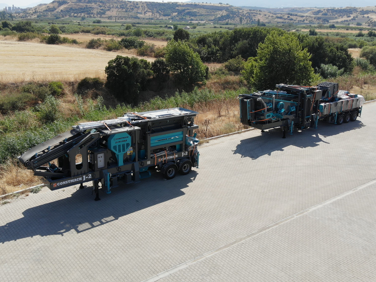 Constmach Mobile Prallbrech- und Siebanlage mit einer Kapazität von 150-200 Tonnen - Concasseur mobile: photos 2 Constmach Mobile Prallbrech- und Siebanlage mit einer Kapazität von 150-200 Tonnen - Concasseur mobile: photos 2