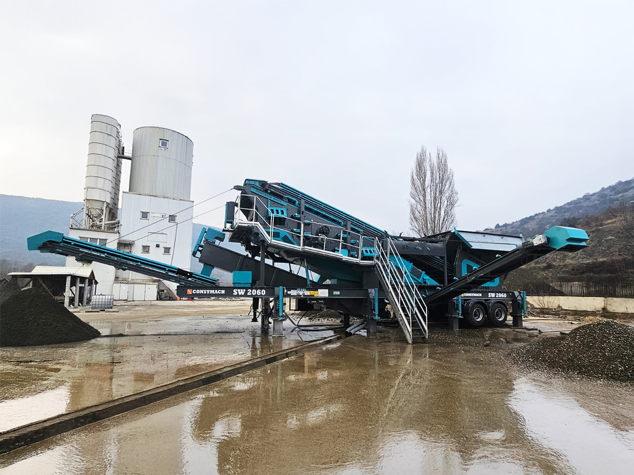Constmach Mobile Sand And Gravel Washing And Screening Plant - Crible: photos 5 Constmach Mobile Sand And Gravel Washing And Screening Plant - Crible: photos 5