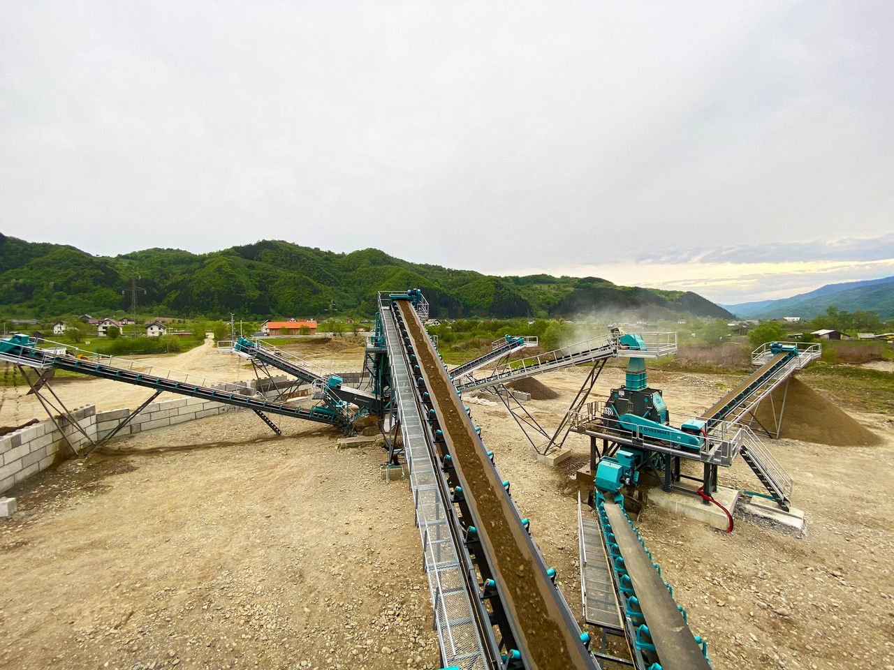 Constmach Stationary Washing And Screening Plant (Sand, Gravel, Gravel Washing And Screening) - Crible: photos 5 Constmach Stationary Washing And Screening Plant (Sand, Gravel, Gravel Washing And Screening) - Crible: photos 5