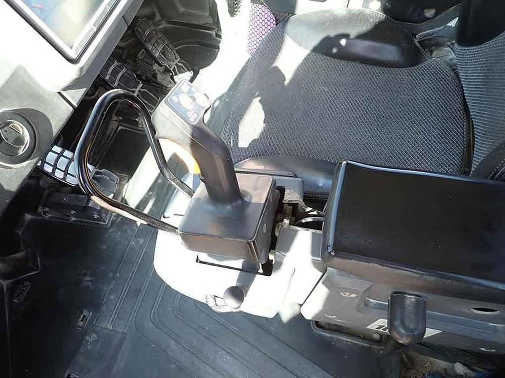 Chargeuse sur pneus CAT 988K: photos 24