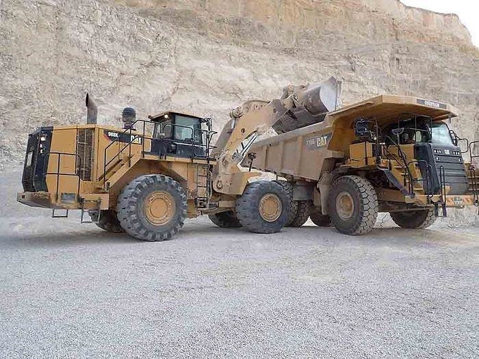 Chargeuse sur pneus CAT 988K: photos 44