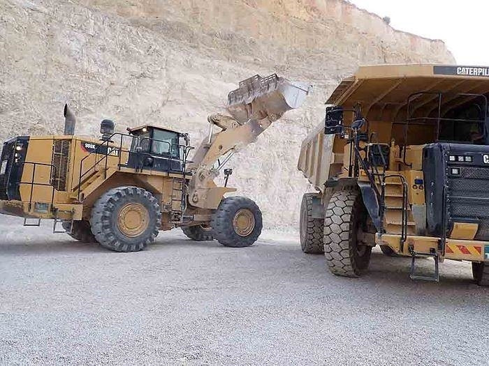 Chargeuse sur pneus CAT 988K: photos 42